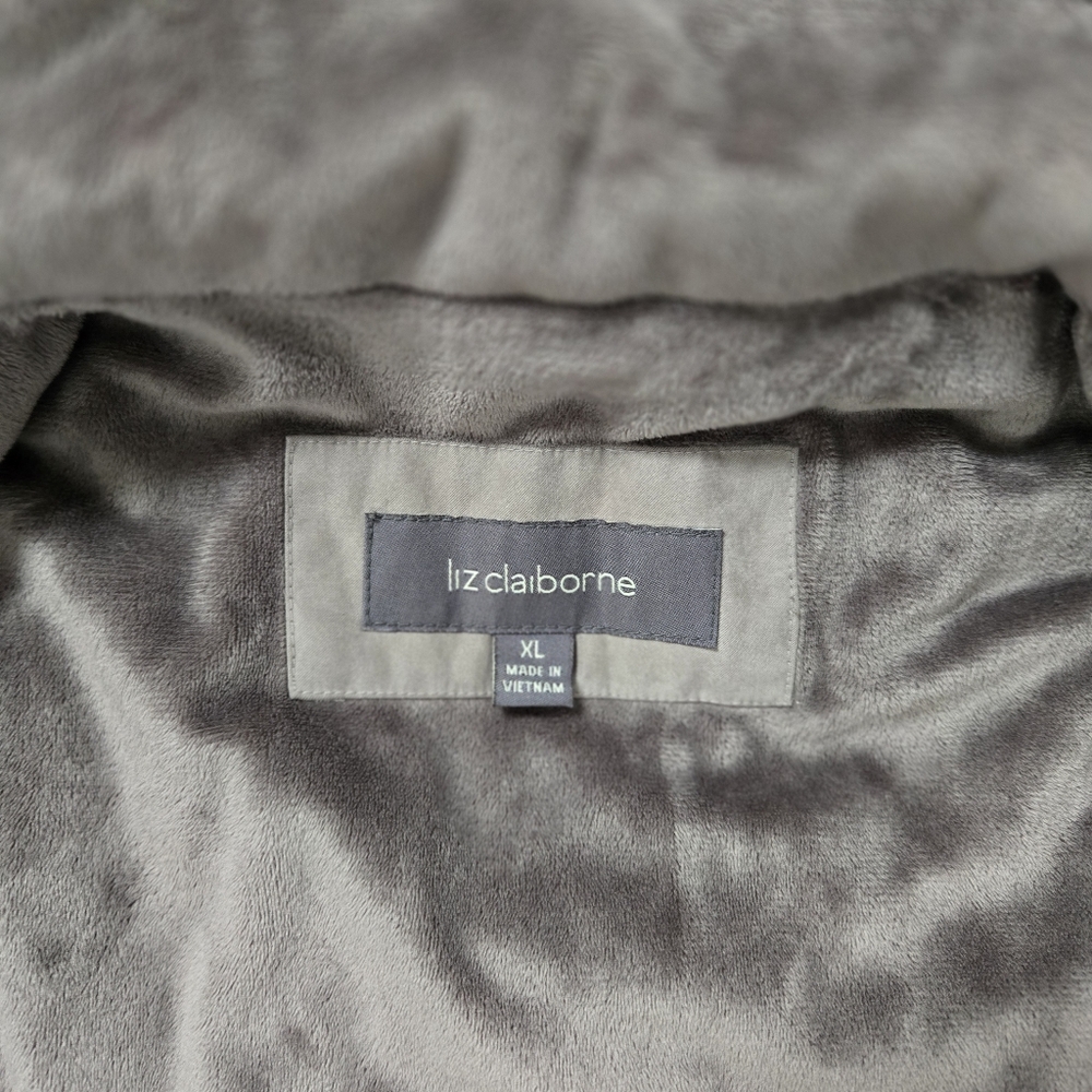 Vintage Liz Claiborne Women's Hooded Winter Coat - Picture 2 of 11